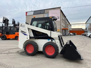 สินค้าขายดี รถตักล้อยาง Skid Steer รุ่น Cdm307 เครื่องจักรก่อสร้าง 3 ตัน 44.74 กิโลวัตต์ พร้อมระบบไฮดรอลิกไพลอต - Product Image 2