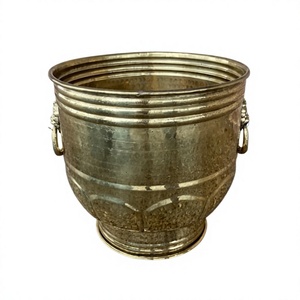Jardinière en laiton de haute qualité avec pieds, poignée latérale, forme décorative, légère, écologique, taille personnalisable pour la maison et le jardin - Product Image 1