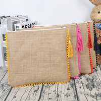 Pochette de maquillage en jute personnalisée avec impression BSCI, bord festonné coloré, fermeture éclair à pompon, 4 couleurs disponibles pour les voyages