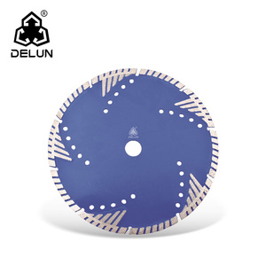 DELUN China Proveedores Estándar europeo 4,5 pulgadas <span class=keywords><strong>115</strong></span> <span class=keywords><strong>mm</strong></span> Hoja de sierra Turbo segmentada más efectiva para hormigón - Product Image 3