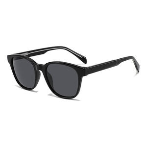 Gafas de Sol Unisex Ovaladas con Marco TR90, Lentes TAC con Protección UV400, Modernas para Conducir, Pescar y Actividades al Aire Libre - Product Image 5