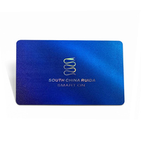 Carte de visite personnalisée de taille cr80 avec carte de visite en PVC gaufré par estampage au laser