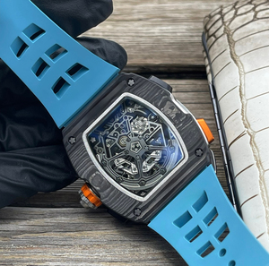 Montre chronographe de luxe en fibre de carbone avec cristal saphir, bracelet en caoutchouc bleu de haute qualité, style sportif, multi-cadrans pour homme - Product Image 5