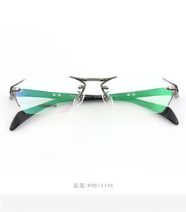 <span class=keywords><strong>Gafas</strong></span> Unisex de Titanio Puro Hechas a Mano EISHEE con <span class=keywords><strong>Filtro</strong></span> de Luz <span class=keywords><strong>Azul</strong></span>, Estilo Clásico, Combinan Bien con la Personalidad, Nueva Estructura, Tamaños para Miopía - Product Image 5