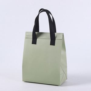 Aluminum Foil Insulated Cooler Bag Metallic Color Food Delivery <b>Foldable</b> Cooler Bag Cake Cooler Bag - Product Image 2