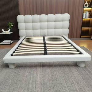 Lit moderne de luxe taille Queen, mobilier de chambre à coucher, lits double et king size rembourrés - Product Image 3