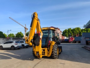 Chargeuse-pelleteuse CAT 420F neuve et optimisée pour la puissance, unité de travail polyvalente pour les travaux de câblage et de drainage dans les zones résidentielles - Product Image 4