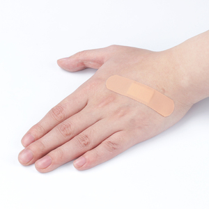 High Quality <strong>Fabric</strong> <strong>Plasters</strong> Adhesive Finger Bandage First Aid <strong>Plaster</strong> Bandage Strips Medical Health Bandage Strips - Product Image 2