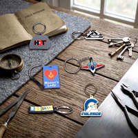 Porte-clés personnalisés en gros – Anneaux porte-clés en métal de qualité supérieure, porte-clés créatifs en alliage de zinc émaillé pour promotion de club, articles promotionnels en vrac