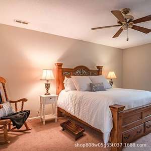 เก้าอี้เด็กไม้เนื้อแข็ง LY-25726 สีเรโทร พับเก็บได้ พกพาสะดวก ใช้ในบ้าน ใช้ข้างเตียง สำหรับเด็ก ผู้ใหญ่ ผู้สูงอายุ - Product Image 3