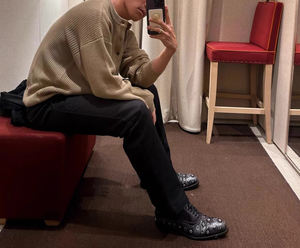 เสื้อสเวตเตอร์ถักคอเฮนลีย์สำหรับผู้ชาย เส้นด้ายหนา สไตล์มินิมอล สีพื้น สำหรับฤดูใบไม้ร่วงและฤดูหนาว ใช้เป็นเสื้อตัวในหรือใส่เป็นเสื้อตัวนอก - Product Image 6