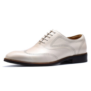 Zapatos de Vestir Oxford Vintage de Estilo Británico para Hombre, de Cuero Brillante con Grabado, Punta Cuadrada, que Aumentan la Estatura, Zapatos Formales para Boda - Product Image 3