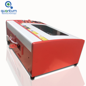 Máquina de Grabado Láser CO2 Refrigerada por Agua <span class=keywords><strong>QUANTUM</strong></span> 3040 4030 340 430 para Tarjetas de Boda, Compatible con Formatos DXF/LAS, Madera y Papel - Product Image 3