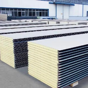 Panneau sandwich métallique Footprint - Design moderne et écologique pour entrepôts frigorifiques extérieurs et projets de bâtiments zéro émission en UE - Product Image 1