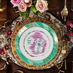 Vente en gros d'assiettes à dîner de luxe en porcelaine osseuse de 10 pouces plats en porcelaine à motif rond pour la maison ou les mariages - Product Image 3