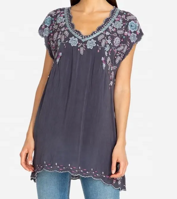Floral Embroidered Scallop Edge V-neck Women Simple Tunic Top ST-2422