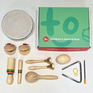 Ensemble d'instruments de percussion en bois en gros avec triangle, tambourin, maraca et tube sonore pour l'éducation musicale et le jeu des enfants - Product Image 2