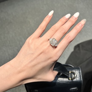 Số Lượng Lớn Của Chỗ Xh Moissanite S925 Tinh Khiết Bạc 8 Carats 10*12 Ngọc Lục Bảo Cắt Màu Trắng Moissanite Kim Cương Của Phụ Nữ Nhẫn - Product Image 6