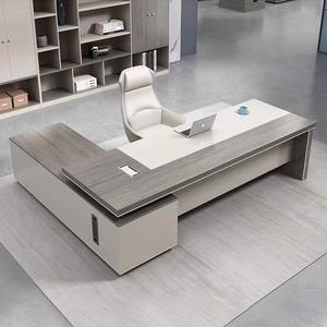 Muebles de oficina convertibles de lujo Boss Mesa de escritorio de Gerente de Diseño moderno Hecho en China Material MDF para CEO's - Product Image 1