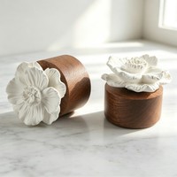 Diffuseur de parfum d'ambiance artisanal en céramique parfumée, à base de bois, avec fleur en porcelaine et plâtre aromatique, pour huiles essentielles