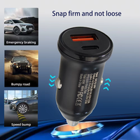 Pengisi daya ponsel di mobil 30W QC3.0 PD, Adaptor pengisi daya untuk ponsel, colokan rokok port ganda Universal