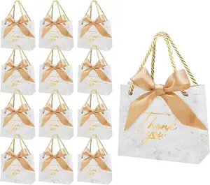 Перерабатываемый роскошный свадебный подарочный бумажный пакет для упаковки ювелирных изделий розовый белый черный коричневый картонный бумажный пакет с ручками