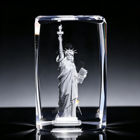 Cube en cristal gravé au laser 3D, souvenir religieux, bloc de cristal gravé au laser personnalisé, décoration d'intérieur, ornement, artisanat, cadeau en cristal