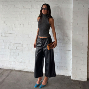 Pantalones de cuero con cordón de ajuste Ark Techwear, estilo urbano, sueltos, rectos, de pierna ancha, shorts midi, pantalones casuales sexys para mujer - Product Image 2