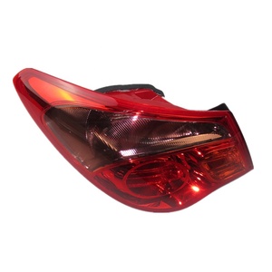Moteur Saic haute qualité 10002477 MG 550 feu arrière avec phares à LED Kits de carrosserie extérieure pour pièces de voiture automobile <span class=keywords><strong>Catalogue</strong></span> MG - Product Image 1