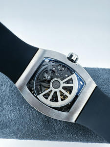 Simple and Light Complex and Overlapping the Perfect Choice for Matching Formal Wear <b>Mechanical</b> <b>Watch</b> - Product Image 5