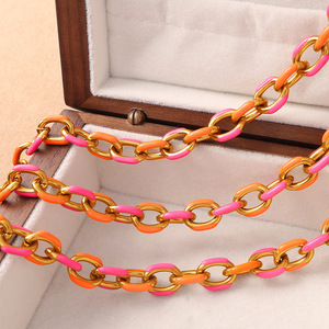 Collar de Cadena Esmaltada de Dos Tonos para Mujer, Cadena de Clavícula Minimalista de Una Sola Capa con Diseño Geométrico Estilo Hip Hop - Product Image 4