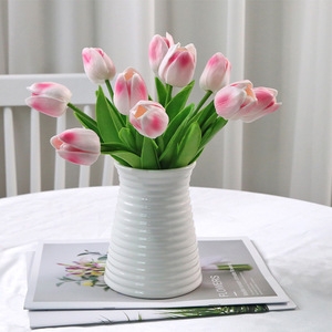PU <span class=keywords><strong>tulipes</strong></span> fleurs Mini Faux <span class=keywords><strong>tulipes</strong></span> fleur maison mariage <span class=keywords><strong>Bouquet</strong></span> décor coloré <span class=keywords><strong>tulipes</strong></span> artificielle vraie touche fleur - Product Image 4