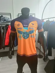 High-End benutzer definierte bequeme atmungsaktive Entwerfen Sie Ihr eigenes Team LOGO Trikot Fußball und Fußball Uniform Set