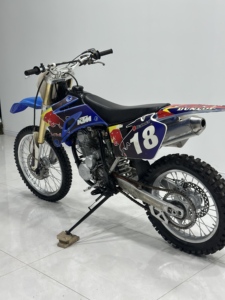 Moto tout-terrain <span class=keywords><strong>KTM</strong></span>, moteur monocylindre puissant, haute garde au sol, véhicule CBU complet pour l'aventure en jungle et dans le désert - Product Image 6
