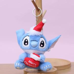 Nuovo ciondolo di natale carino Stich con cappello di natale peluche borsa ciondolo cucito portachiavi in tessuto bambola - Product Image 2