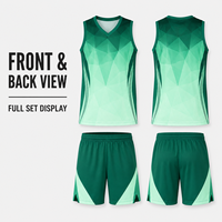 Seragam Basket Pria Geometris Gradasi Kustom, Set Jersey Berbahan Mesh Bernapas dengan Kerah V untuk Pertandingan Bola Basket Profesional