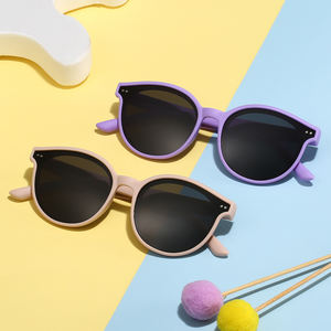 2025 TR90 Marco <span class=keywords><strong>de</strong></span> alta calidad UV400 TAC <span class=keywords><strong>gafas</strong></span> <span class=keywords><strong>de</strong></span> <span class=keywords><strong>sol</strong></span> <span class=keywords><strong>de</strong></span> moda sombrilla anteojos <span class=keywords><strong>para</strong></span> <span class=keywords><strong>adolescentes</strong></span> niños Venta caliente <span class=keywords><strong>para</strong></span> niños <span class=keywords><strong>niñas</strong></span> - Product Image 1