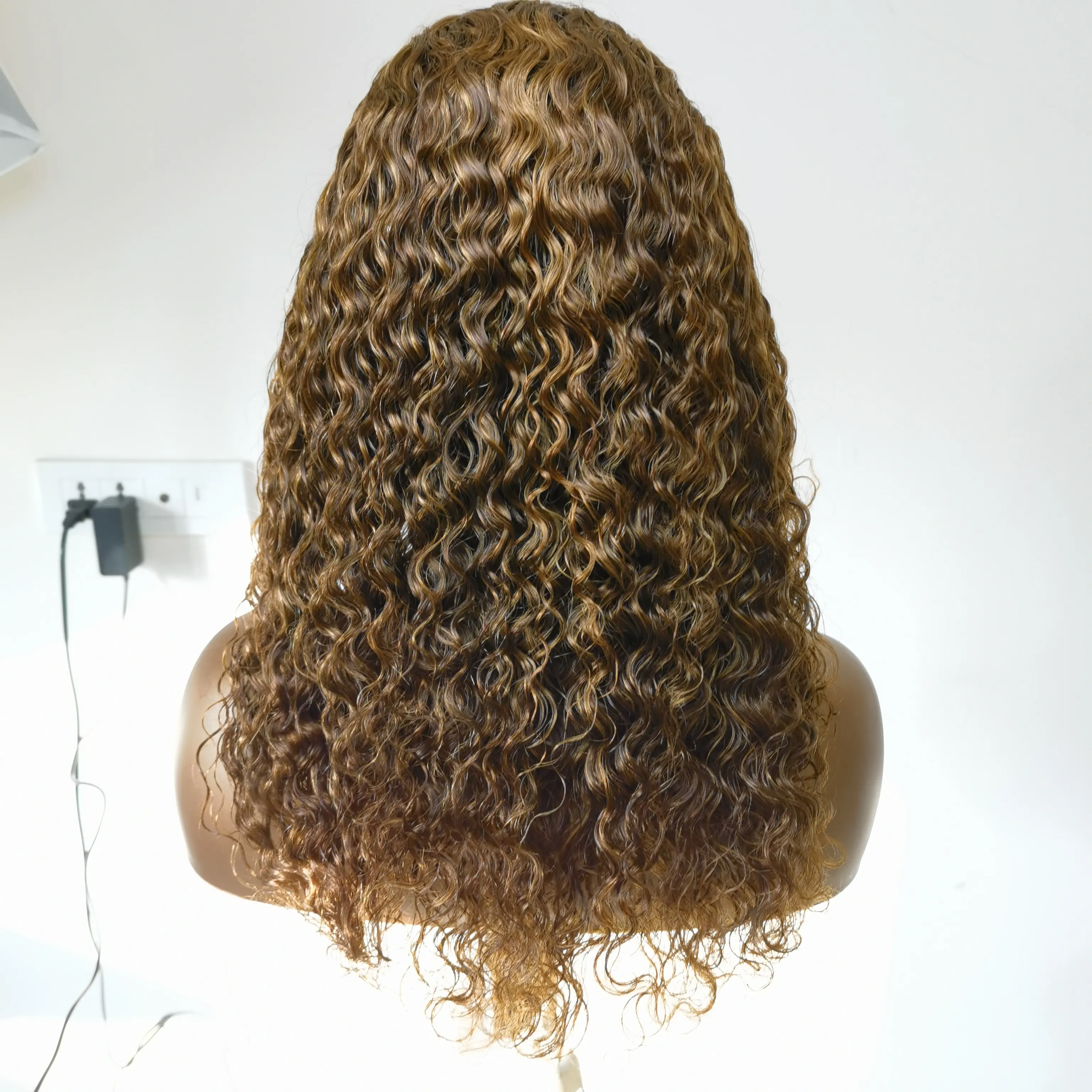 Wholesale Transparent Full Lace Curly Hair Customized 360 Lace Wig Brazilian Virgin Cuticle Alined Human Hair Lace Front Wigs