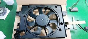 Ventilateur de refroidissement d'air de climatisation automatique 214811626R pour RENAULT <span class=keywords><strong>CLIO</strong></span> 15 / DACIA DOKKER/DUSTER LODGY 1.5DCI 12-16 OEM 214811626R - Product Image 2