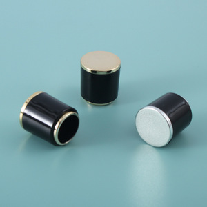 Couvercle de parfum en gros plastique <span class=keywords><strong>personnalisé</strong></span> forme ronde <span class=keywords><strong>argent</strong></span>ée couvercle de parfum de luxe pour flacons de parfum - Product Image 2