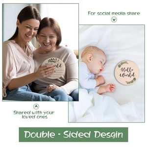 Panneau de bienvenue pour bébé nouveau-né en bois rustique gravé à la main, double face, avec inscription « Hello World » et nom, annonce de naissance à l'hôpital - Product Image 3