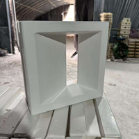 Bloc de béton minimaliste à découpe carrée, composant en ciment pour la conception de cloisons de séparation pour hôtels, villas et jardins