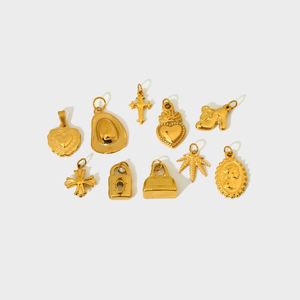 Pendentif Aigle Personnalisé Sans Soudure, Plaqué Or Clair, Acier Titane Technique de Haute Qualité - Product Image 2