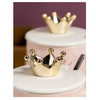 Tasse à café de luxe pour maman avec couvercle en forme de couronne, tasse à café en céramique avec couvercle en forme de couronne, tasse en céramique mignonne avec couvercle, cadeau unique pour les femmes