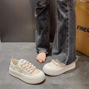 NOVEDAD DE VERANO 2025, zapatillas informales de malla blanca de estilo chino para mujer, encaje transpirable de suela gruesa que combina con todo para caminar Fitness - Product Image 2