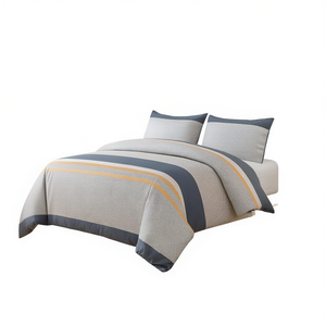 Ensemble de housse de couette rayée moderne Manemi, 100% polyester tissé, 3 pièces, pour usage domestique - Product Image 1