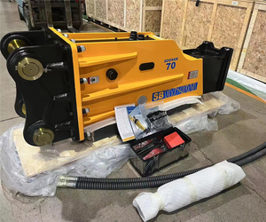 Martillo Hidráulico Soosan SB 70 para Excavadoras de 16-21 Toneladas, Tipo Caja, Motor y Cincel, Nuevo, 1 Año de Garantía - Product Image 3