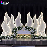 LEDA Support de toile de fond lumineux en métal irrégulier de 7 et 8 pieds, avec LED effet flamme ondulée et forme d'algues, pour décoration de toile de fond en arche de mariage