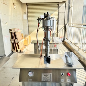 Máquina Semiautomática para Pulir el Tablero y Limpiar el Automóvil, Máquina de Llenado de Aerosoles, Máquina de Engarzado e Inflado, Máquina de Llenado de Aerosoles de Pintura en Aerosol - Product Image 2