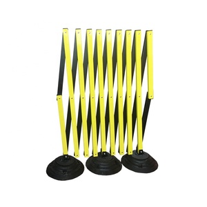Espandibile Giallo Nero di Plastica A Spruzzo Temporaneo di Base In Gomma di Alluminio Barriera Stradale - Product Image 2